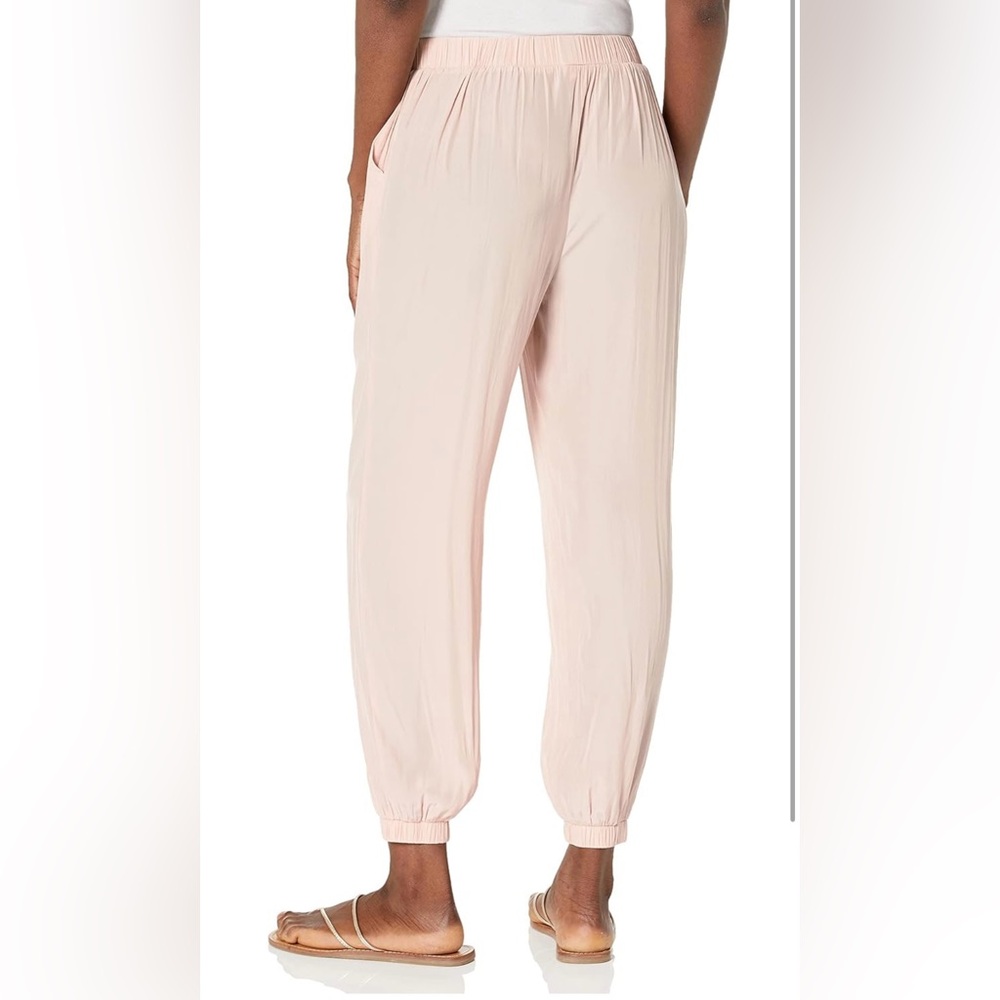 Ramy Brooks
Pink jogger